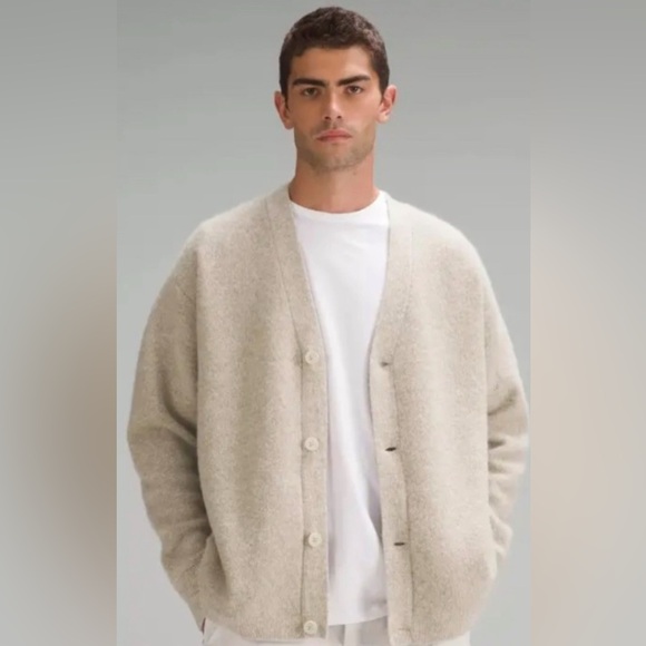 Lululemon Cream Off White Merino Blend Cardigan Sweater SZ. M EUC - Picture 1 of 8